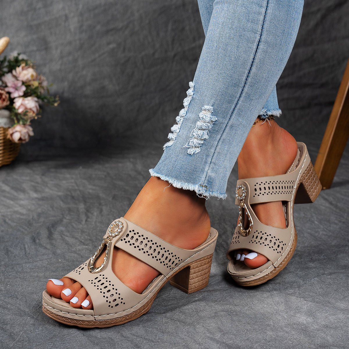 Nicoleta – Orthopädische Sandale Mit Zirkonia