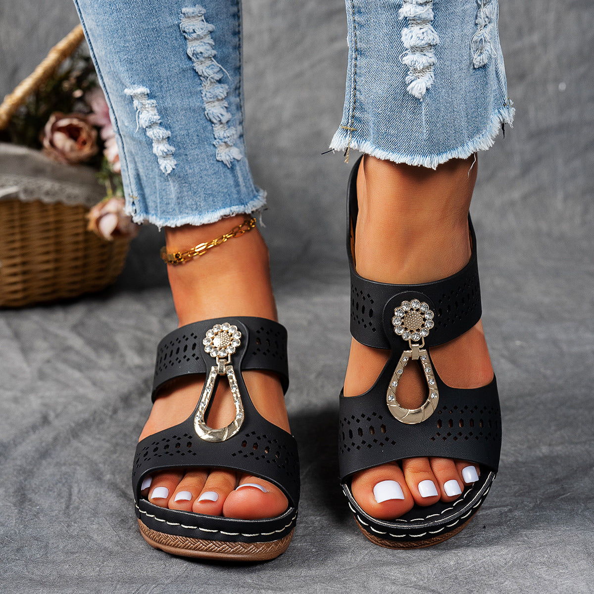 Nicoleta – Orthopädische Sandale Mit Zirkonia