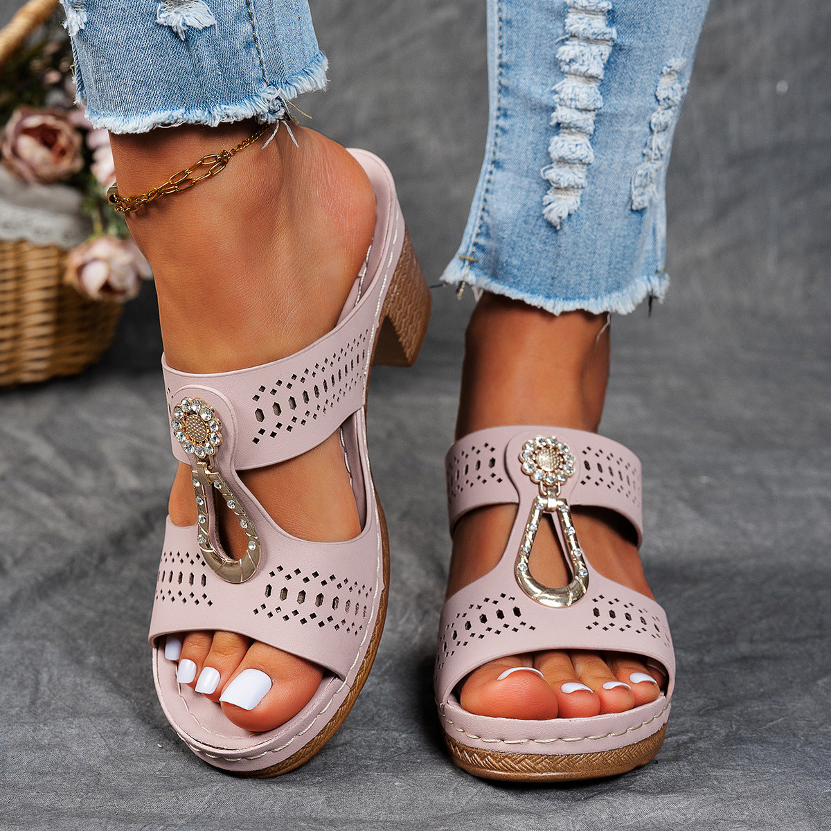 Nicoleta – Orthopädische Sandale Mit Zirkonia